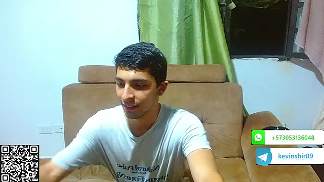 Snapshot of biglatin80 chatting on 18, 5, 2026 biglatin80 online show from 18, 5, 2026