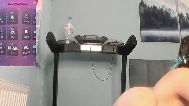 MilaniaCute online show from 23, 10, 2025