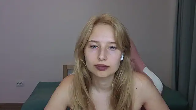 Jessy Ginger online show from 4, 8, 2026