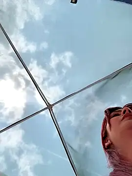 LINDA PATTY94 online show from 16, 11, 2025