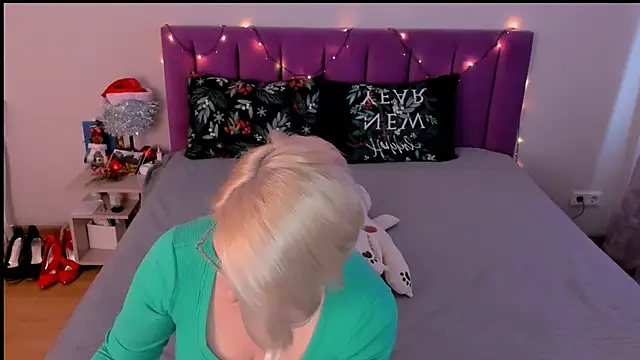 sabrinamacmarren online show from 11, 1, 2026