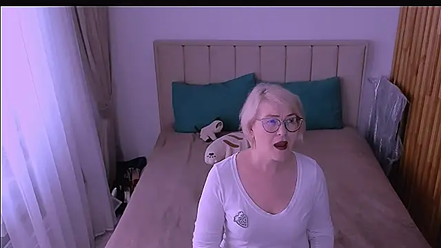 sabrinamacmarren online show from 28, 4, 2026