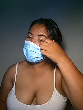 Snapshot of Artinah22 chatting on 16, 2, 2026 Artinah22 online show from 16, 2, 2026