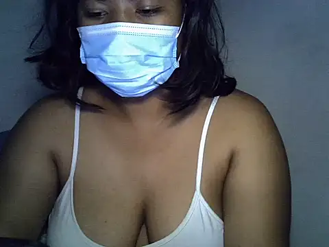 Snapshot of Artinah22 chatting on 17, 2, 2026 Artinah22 online show from 17, 2, 2026