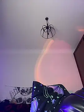 pinkbow online show from 28, 12, 2024