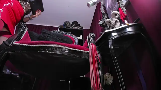 MeGoddesSara online show from 21, 10, 2025