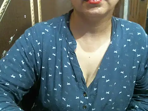 Snapshot of UrsMansi chatting on 28, 9, 2025 UrsMansi online show from 28, 9, 2025