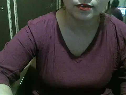 Snapshot of UrsMansi chatting on 24, 10, 2025 UrsMansi online show from 24, 10, 2025