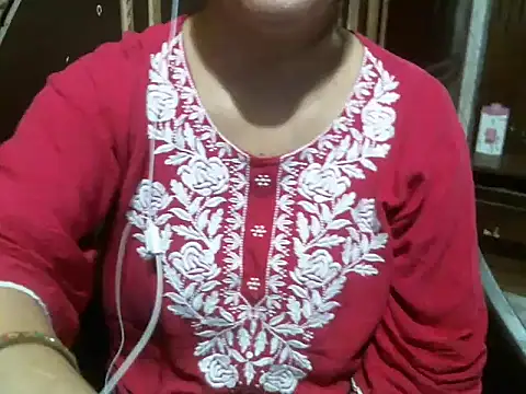 Snapshot of UrsMansi chatting on 10, 9, 2025 UrsMansi online show from 10, 9, 2025