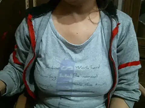 Snapshot of UrsMansi chatting on 23, 11, 2025 UrsMansi online show from 23, 11, 2025