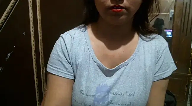 Snapshot of UrsMansi chatting on 14, 2, 2025 UrsMansi online show from 14, 2, 2025