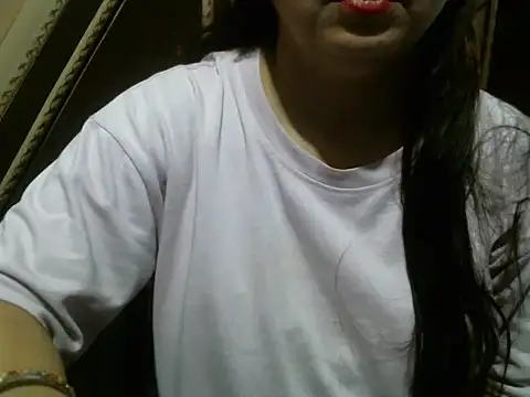 Snapshot of UrsMansi chatting on 3, 7, 2026 UrsMansi online show from 3, 7, 2026