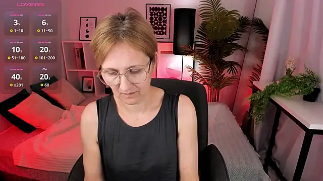 Paris Cherry online show from 1, 3, 2026