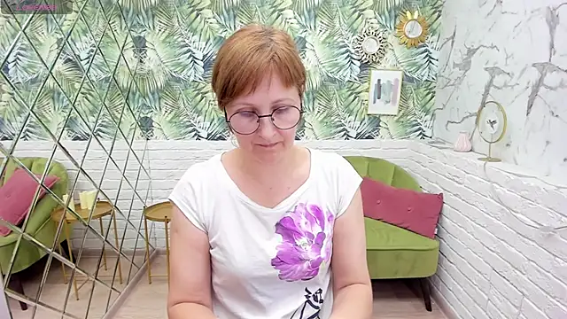 Snapshot of Paris_Cherry chatting on 9, 3, 2025 Paris Cherry online show from 9, 3, 2025