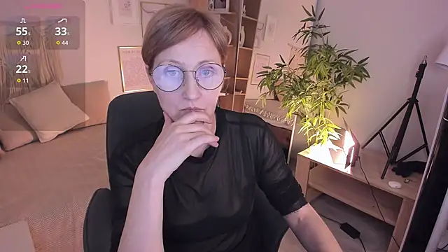 Paris Cherry online show from 18, 1, 2026