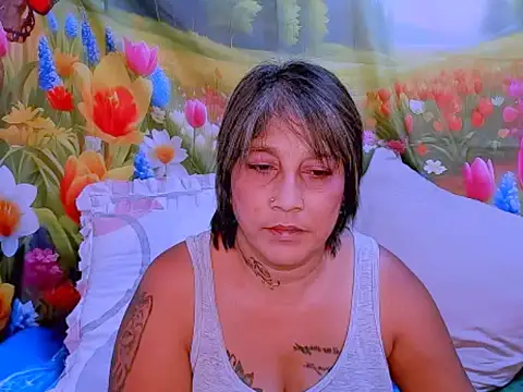 Snapshot of indianroxy chatting on 15, 11, 2025 indianroxy online show from 15, 11, 2025