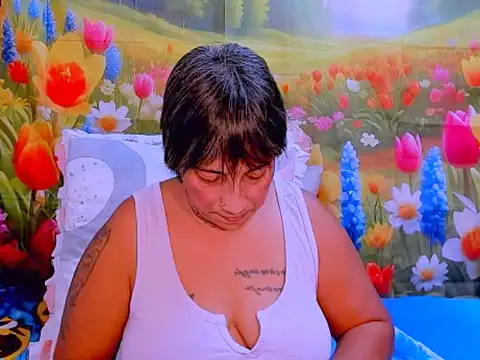 Snapshot of indianroxy chatting on 11, 10, 2025 indianroxy online show from 11, 10, 2025