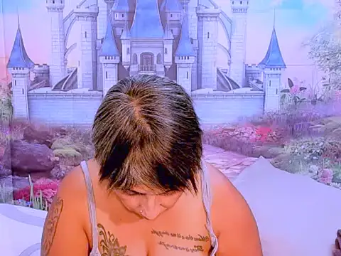 Snapshot of indianroxy chatting on 3, 10, 2025 indianroxy online show from 3, 10, 2025