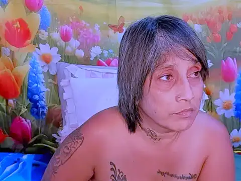 Snapshot of indianroxy chatting on 19, 11, 2025 indianroxy online show from 19, 11, 2025