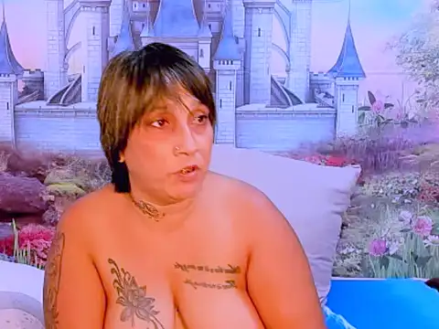 Snapshot of indianroxy chatting on 8, 10, 2025 indianroxy online show from 8, 10, 2025