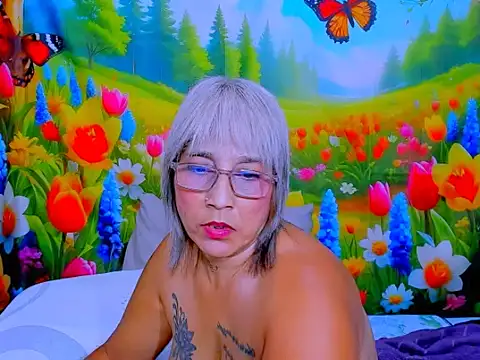 Snapshot of indianroxy chatting on 14, 6, 2026 indianroxy online show from 14, 6, 2026