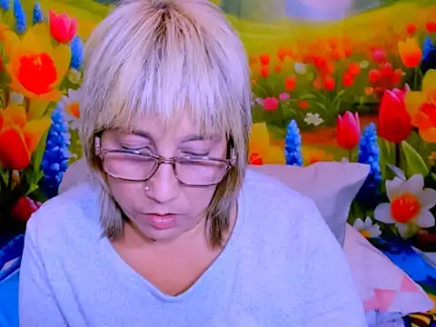 Snapshot of indianroxy chatting on 8, 7, 2026 indianroxy online show from 8, 7, 2026