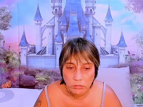 Snapshot of indianroxy chatting on 2, 10, 2025 indianroxy online show from 2, 10, 2025