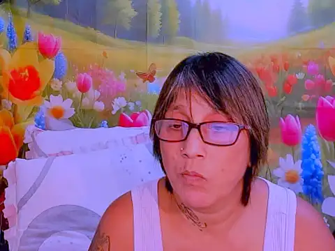 Snapshot of indianroxy chatting on 22, 10, 2025 indianroxy online show from 22, 10, 2025