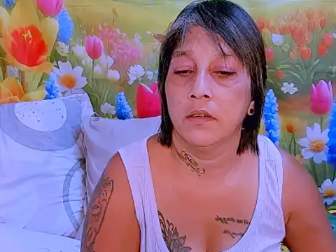 Snapshot of indianroxy chatting on 19, 11, 2025 indianroxy online show from 19, 11, 2025