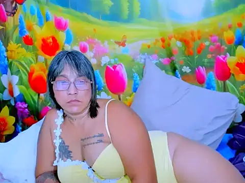 Snapshot of indianroxy chatting on 8, 6, 2026 indianroxy online show from 8, 6, 2026