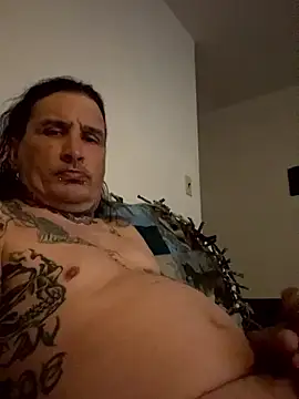 Snapshot of tazzfazz chatting on 18, 5, 2026 tazzfazz online show from 18, 5, 2026