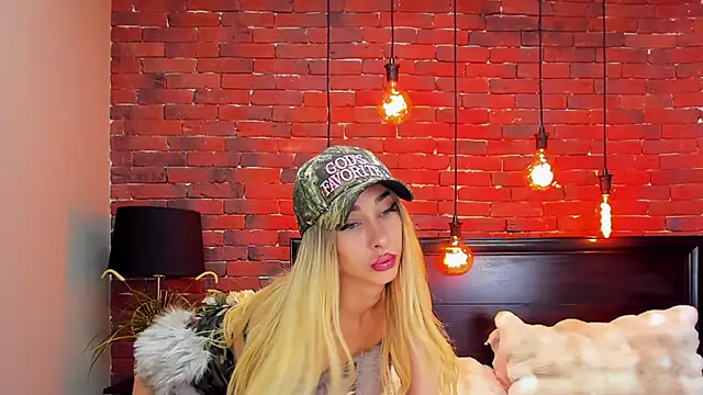 ChristynaRoss online show from 23, 3, 2026