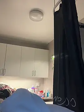 Snapshot of Anna_Alexa chatting on 28, 11, 2025 Anna Alexa online show from 28, 11, 2025