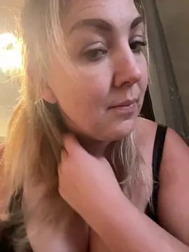 Snapshot of Anna_Alexa chatting on 10, 1, 2025 Anna Alexa online show from 10, 1, 2025