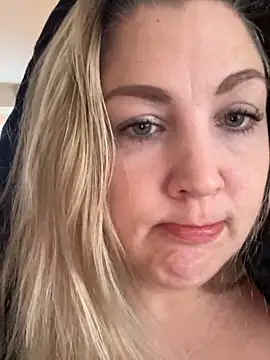 Snapshot of Anna_Alexa chatting on 14, 1, 2025 Anna Alexa online show from 14, 1, 2025