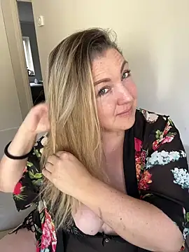 Snapshot of Anna_Alexa chatting on 14, 3, 2025 Anna Alexa online show from 14, 3, 2025