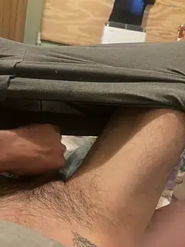 Snapshot of mikeylong chatting on 3, 2, 2026 mikeylong online show from 3, 2, 2026