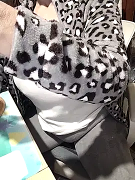 Snapshot of Melmamalhuda@xh chatting on 19, 2, 2026 Melmamalhudaxh online show from 19, 2, 2026