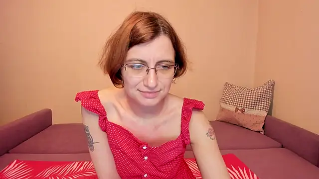 MarilynDream online show from 12, 11, 2025