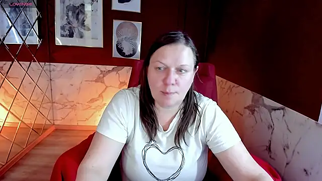 KellyPerfection online show from 1, 6, 2026