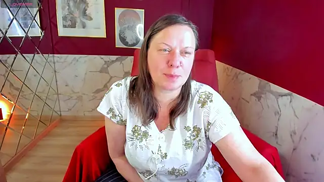 KellyPerfection online show from 4, 6, 2026