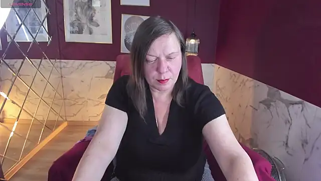 KellyPerfection online show from 28, 10, 2025