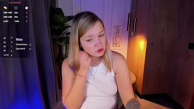 BellaDreamy online show from 24, 9, 2025