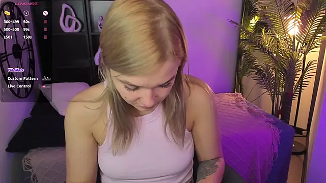 BellaDreamy online show from 30, 11, 2025