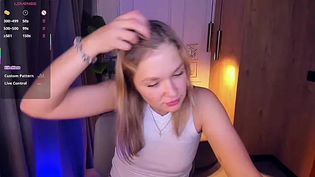 BellaDreamy online show from 18, 10, 2025