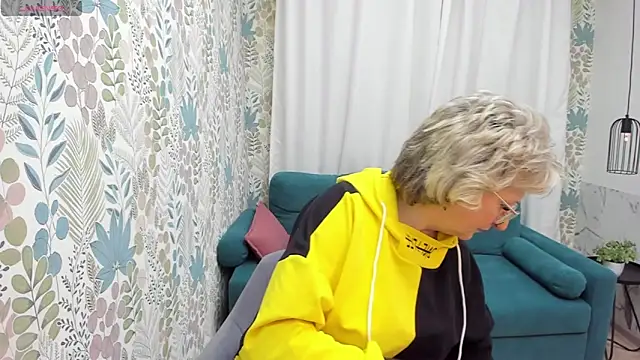 EvelynJoyful online show from 11, 3, 2025