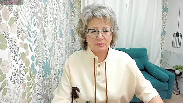 EvelynJoyful online show from 21, 2, 2025