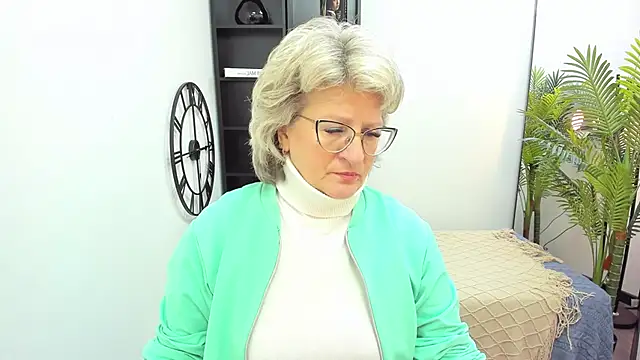 EvelynJoyful online show from 13, 1, 2026