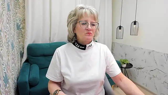 EvelynJoyful online show from 17, 3, 2026