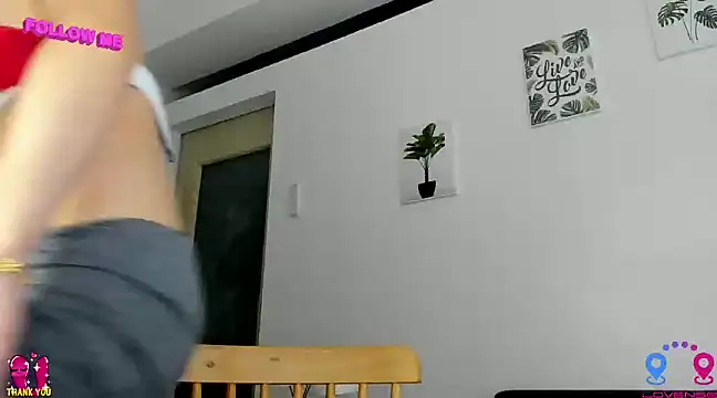 hottycrishina online show from 7, 3, 2025